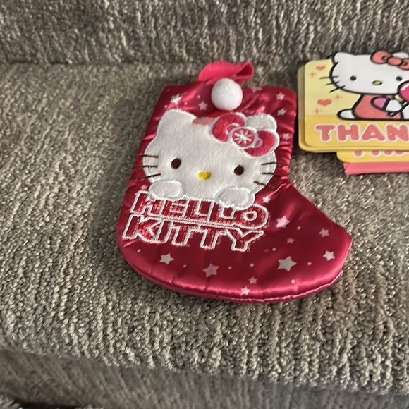 Hello kitty Lot Christmas stocking (mini) straws/toppers and 6 thank you cards - Picture 2 of 6